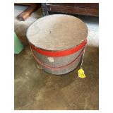 Vintage hat box with lovely beige linen hat