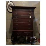 Vintage mahogany tallboy with eight drawers  72 x