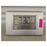 Digital weather station, works