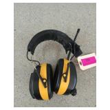 DeWalt AM FM headphones
