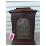 Old pendulum mantle clock 17x11x7, no key