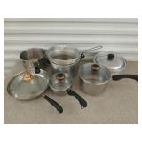 Asst pots and pans, lids