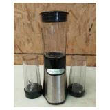 Cuisinart food processor, works