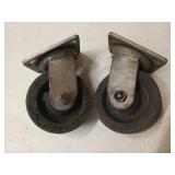 2 ct 4.5" swivel casters