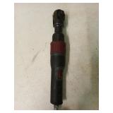 Pneumatic impact wrench