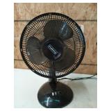 True living table fan, works