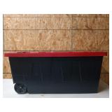 Classic 64 gallon rolling tote with lid