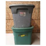 2 plastic storage totes with lids, 8 ct bungee