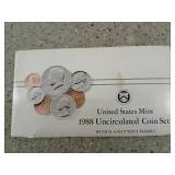 United States mint 1988 uncirculated coin set w/