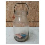 1 gallon glass jar with handle