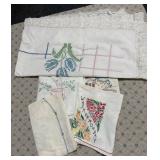 Vintage Embroidered Tablecloth and Napkins