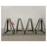 4 trailer stabilizer jacks, missing screw