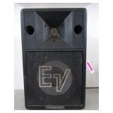 Tapco model 1000S two-way constant directivity