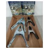 4 spring clamps, 2 space explorer toys