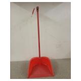 Plastic floor dustpan 27"