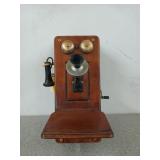 The COUNTRY BELLE super heterodyne radio receiver