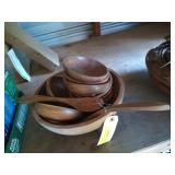 11 piece wooden bowl set