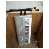 Yamaha keyboard, no cord, untested, Stand needs a
