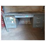 Metal desk 30x60x34