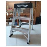 Warner aluminum 2 ft step ladder