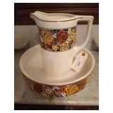 Leiden pitcher 11", wash basin 14"
