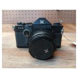 Sears Tï¿½Lï¿½S camera w/ Skylight 1A 52mm lens