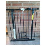 Carlson pet gate 36" x up to 32" adjustable