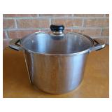 Oneida 10 quart pot with lid