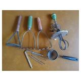 6 pcs vintage kitchen utensils