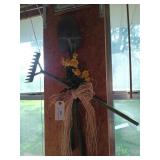 Garden tool wall decor
