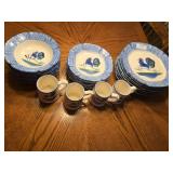 Blue rooster plates-saucers-bowls-mugs, Los