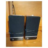 Pair of acoustic research wireless speakers