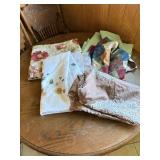 Assorted tablecloth, various sizes and colors