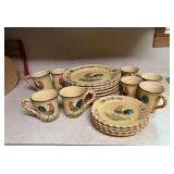 Rooster dinnerware set