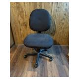 Office chair - great condition just needs vacuumed