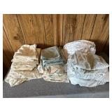 Queen Sheets, four flat and four fitted,