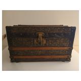 Old trunk 10x16x9