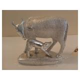 Lovely cow statue 6 x 6
