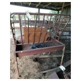 Feeder 48 x 32 x 57