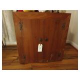 Wood cabinet 24 x 23 x 21