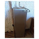 Elkay water fountain 42"