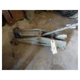 Compact AC Delco 2-ton floor jack, works