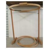 18" hoop, 26" oval on stand