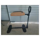 Portable adjustable tray table