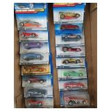 16 asst Hot Wheels diecast collectibles