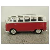 Maisto Volkswagen van "Samba" diecast collectible