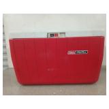 Coleman polylite cooler w/ handles
