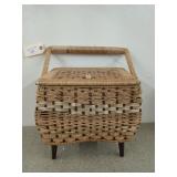Lovely sewing basket 13x11x14 w/ asst shell &