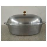 Large oval roaster w/ lid 19 x 8