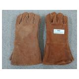 2 pair welding gloves size L
